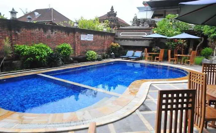 Hotel Sandat Kuta (Bali)