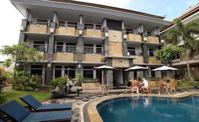 Sandat 3* Kuta (Bali)